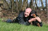 ADULTE ET CHIEN 473